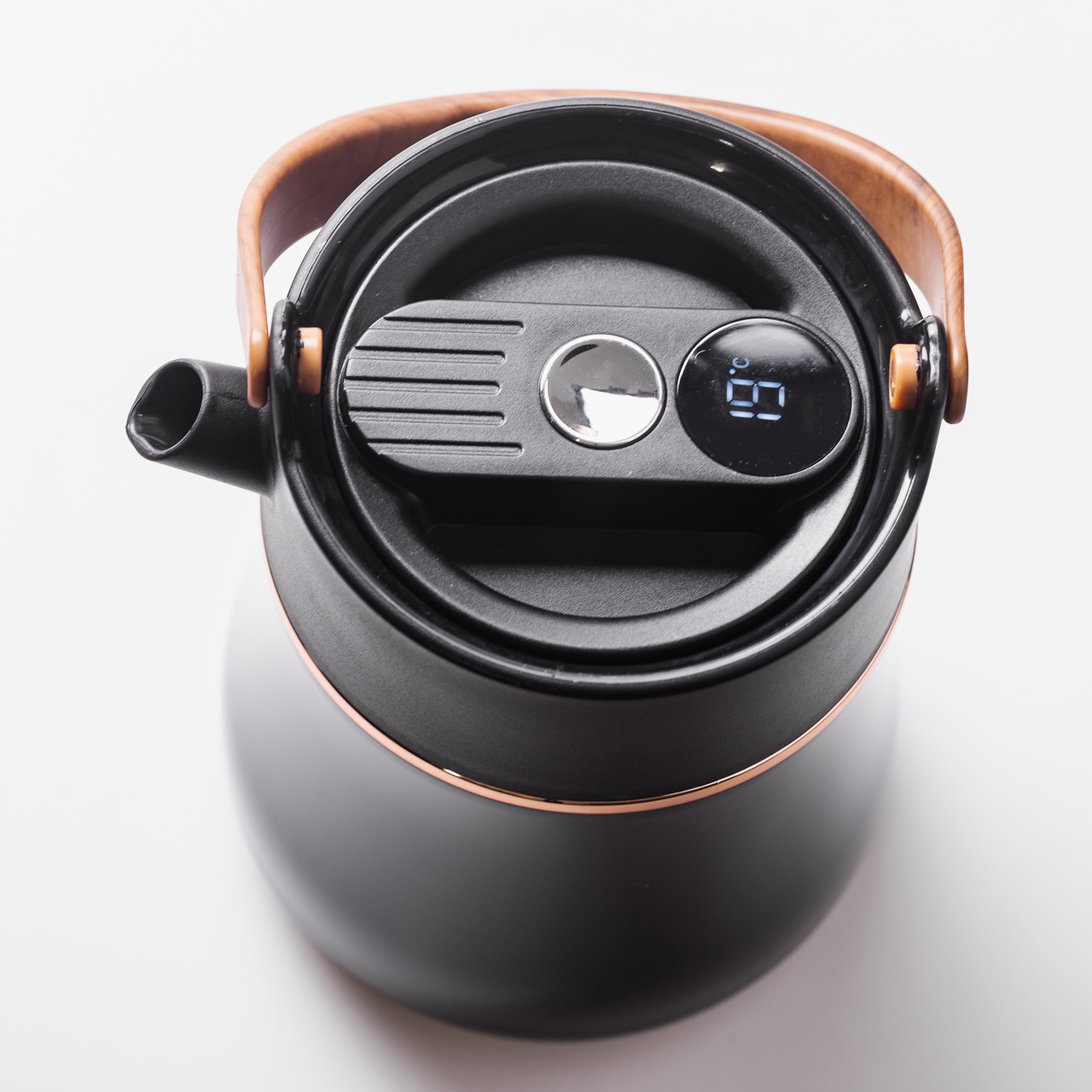 Чайник термос із датчиком температури та вакуумною ізоляцією 700 мл чорний