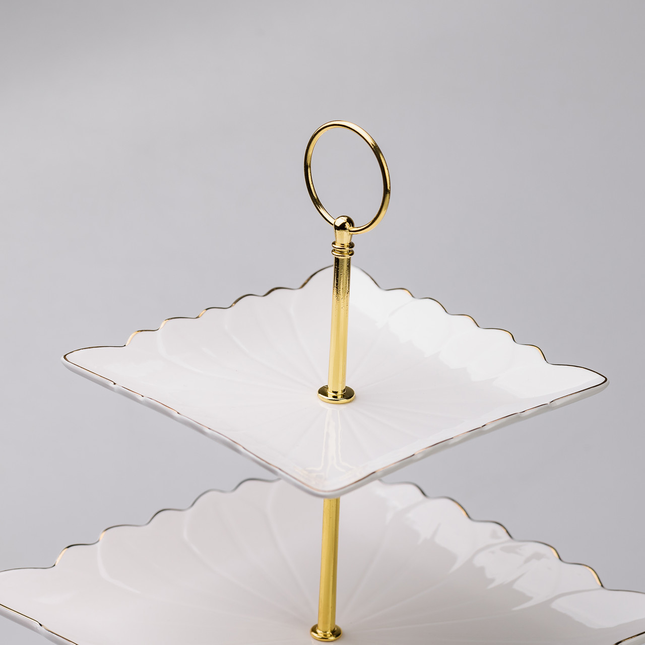 Етажерка для фруктів і десертів 3- ярусна квадратна, біла