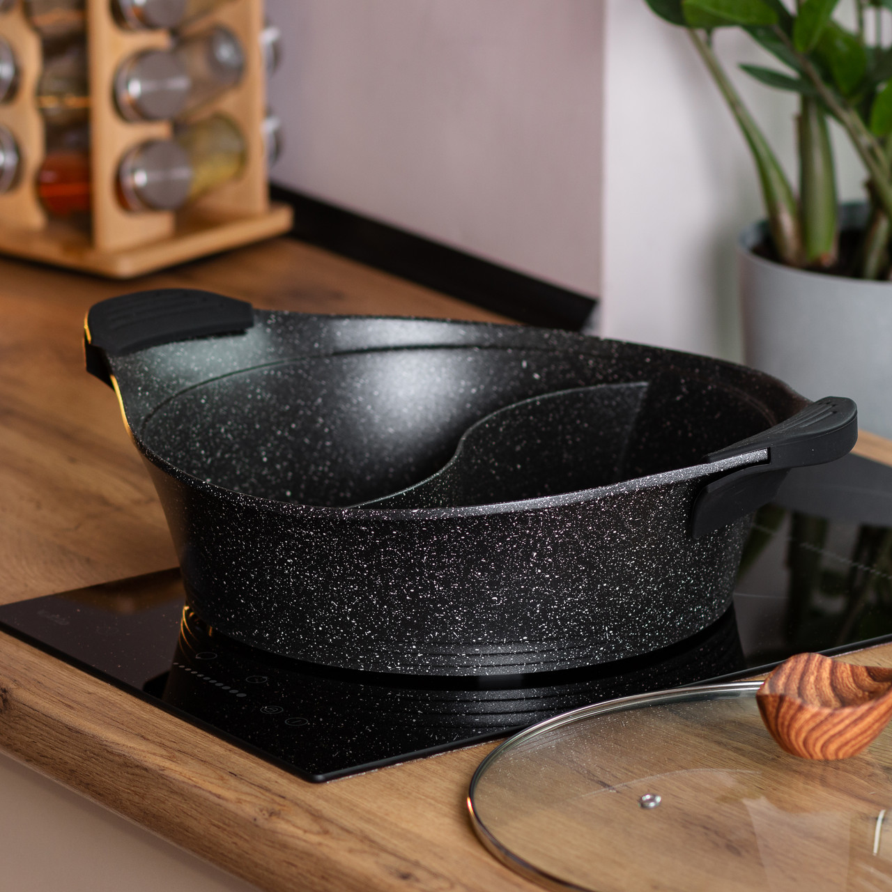 Алюмінієва каструля Ø 30 см 2-ступінчасте мармурове антипригарне покриття Чорний MGC