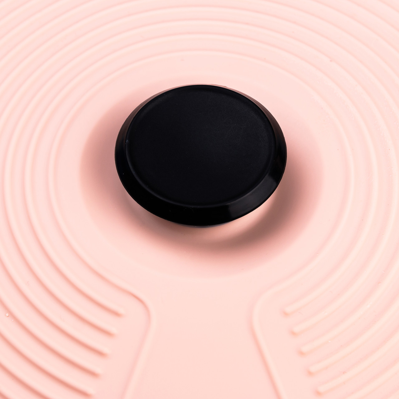 Багаторазова силіконова кришка для каструлі універсальна  32 х 28 см розовая