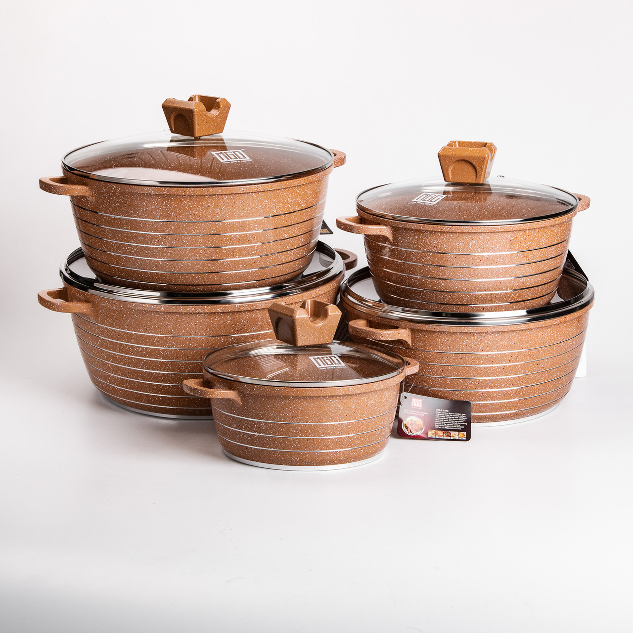 Набір алюмінієвих каструль з жароміцними скляними кришками для всіх типів плит