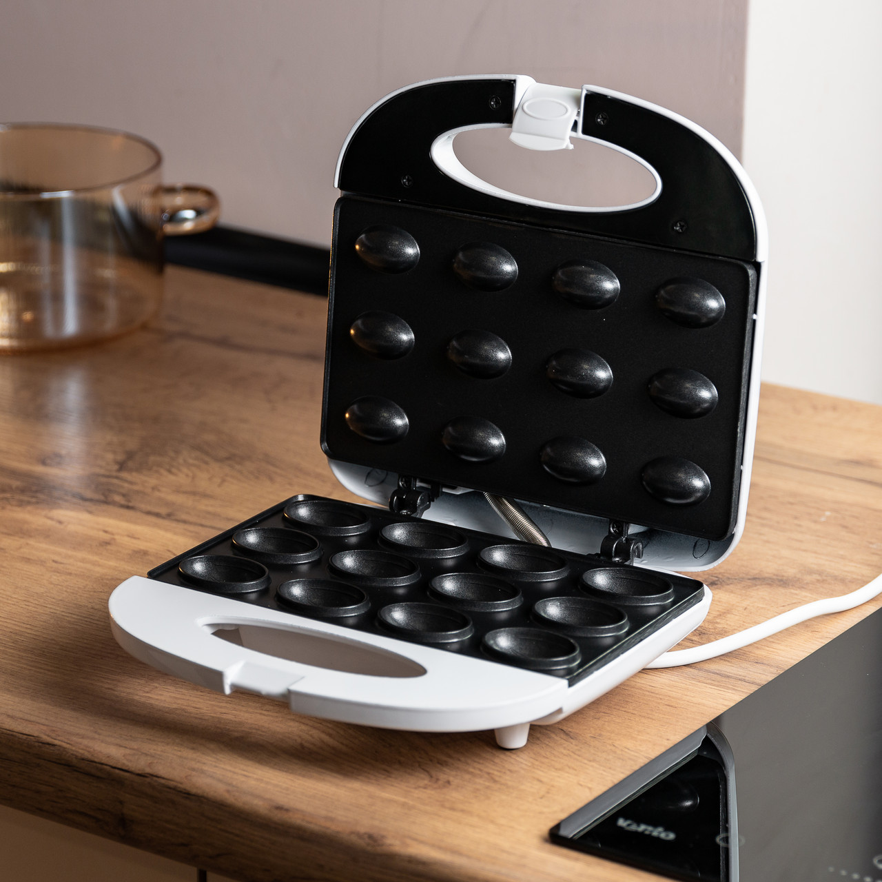 Горішниця Sokany SK-809 на 12 горішків з антипригарним покриттям 750 Вт