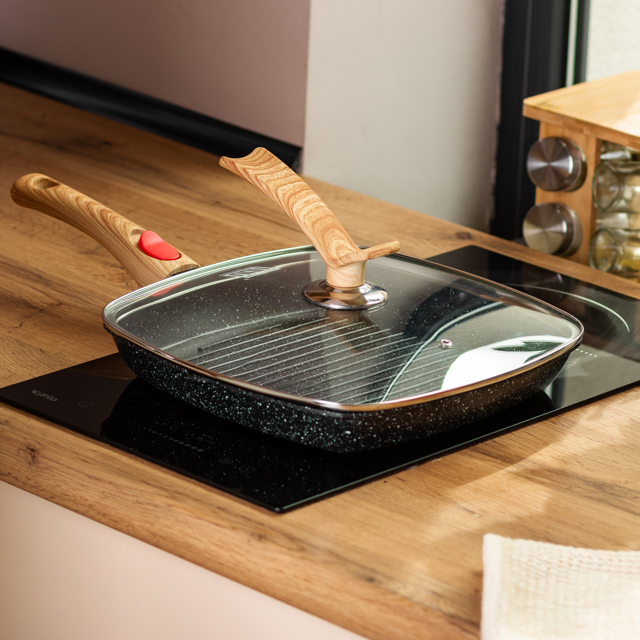 Алюмінієва сковорода-гриль 28 см зі скляною кришкою, квадратна, чорна MGC