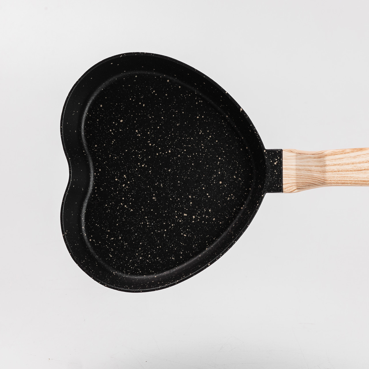 Сковорода у вигляді серця з антипригарним покриттям 400 мл чорна