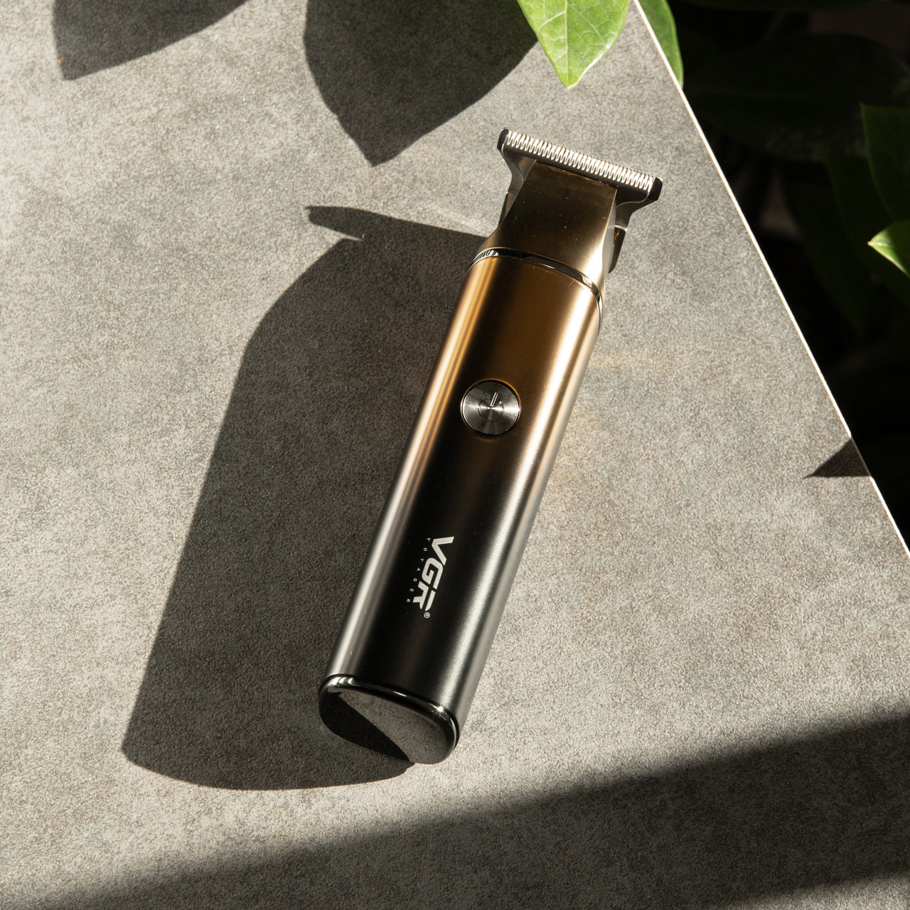 Тример для стрижки VGR V-986 з насадками та USB, золото