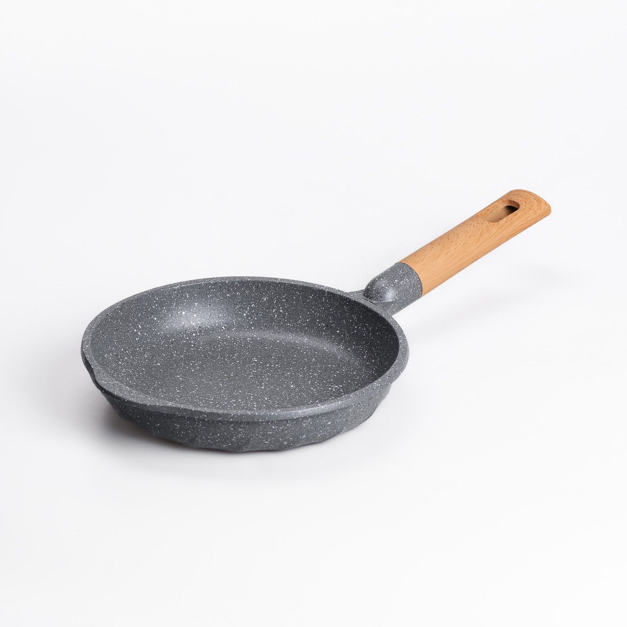 Сіра алюмінієва сковорода з мармуровим антипригарним покриттям та товстим дном