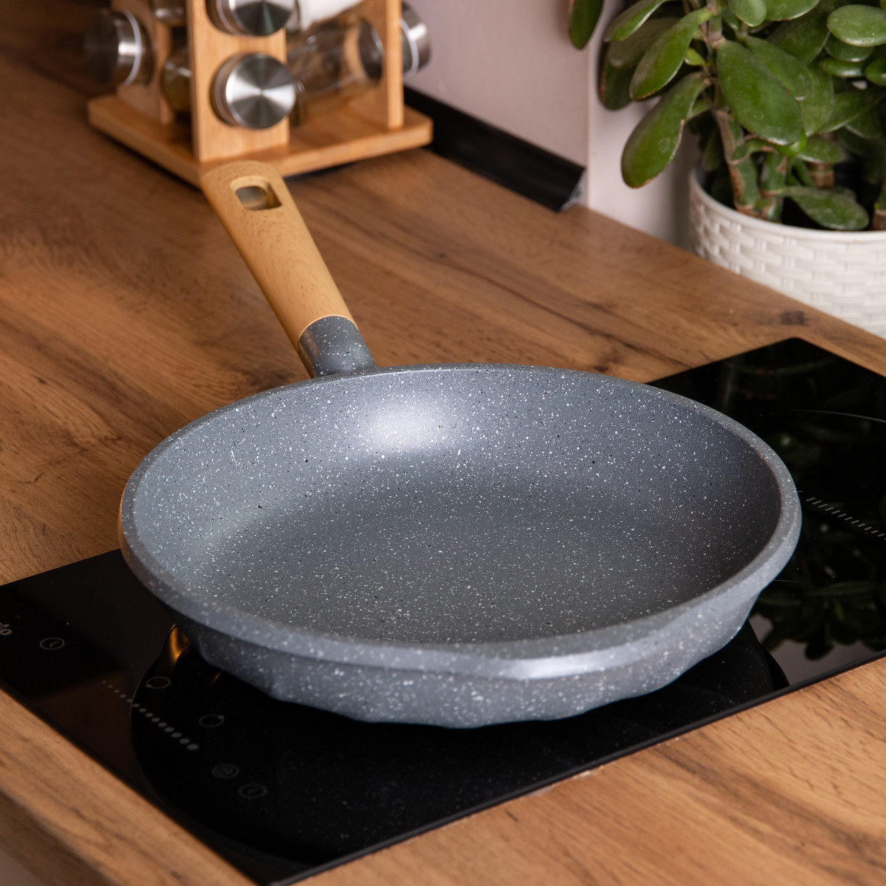 Алюмінієва сковорода 1,8 л, мармурове антипригарне покриття Ø 24 см, товсте дно MGC Grey