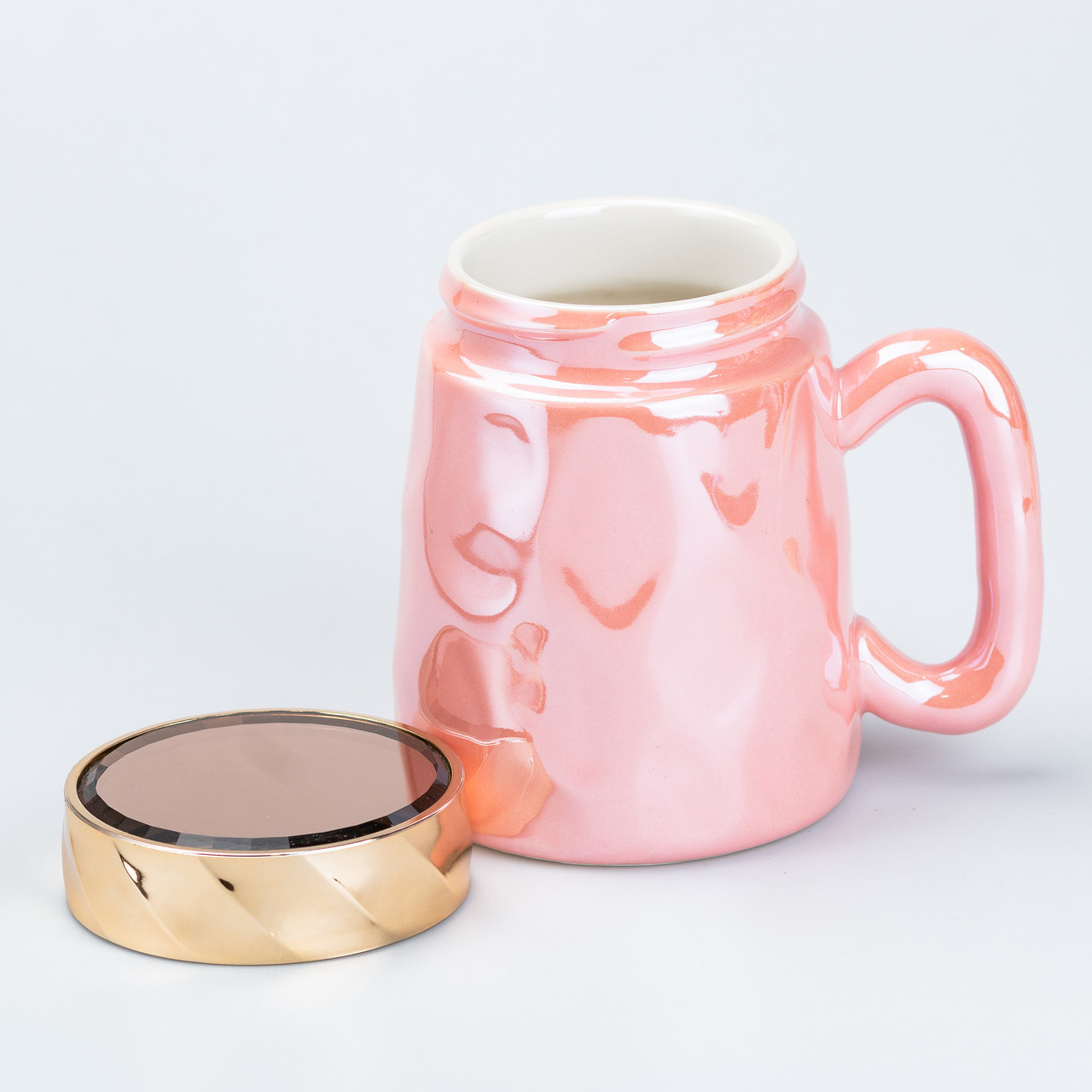 Чашка з кришкою 450 мл керамічна в дзеркальній глазурі Рожева