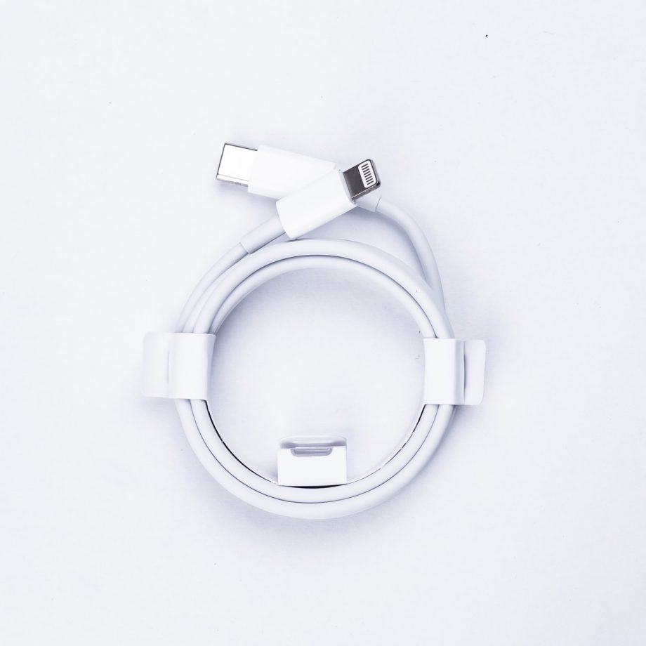 Кабель для зарядження USB-C/lightning 1 м білий