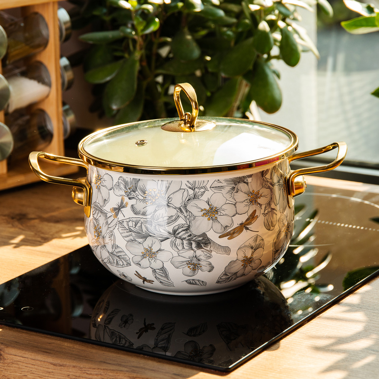 Емальована каструля об'ємом 3,5 л для газових, електричних та індукційних плит