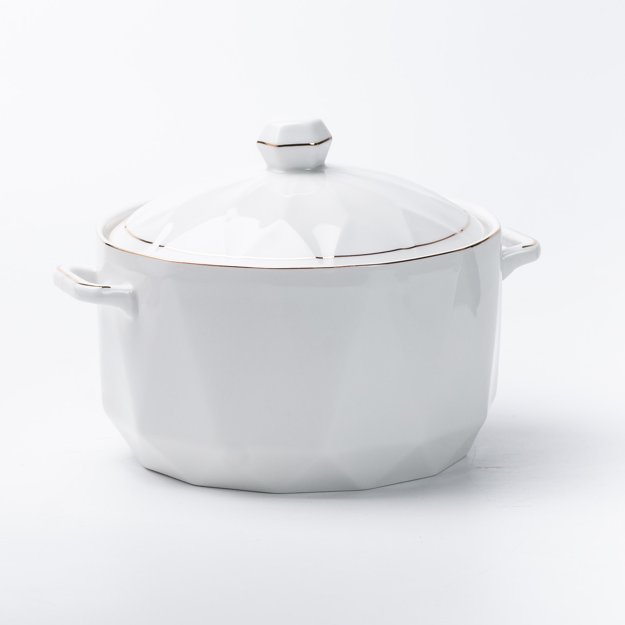 Супниця керамічна з кришкою та ручками 1,4 л Біла