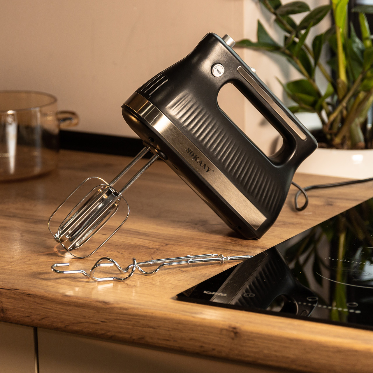 Міксер ручний з 2 насадками Sokany SK-6632 300 Вт чорний