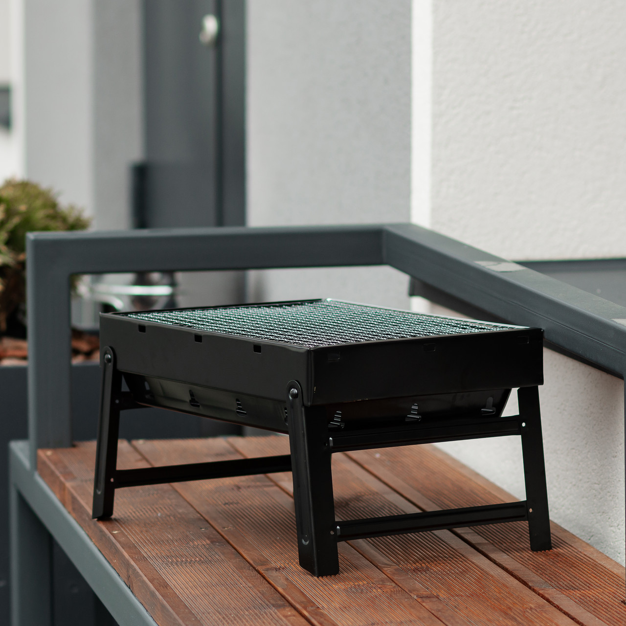 Мангал переносний складаний з решіткою 43×30×23.5 см