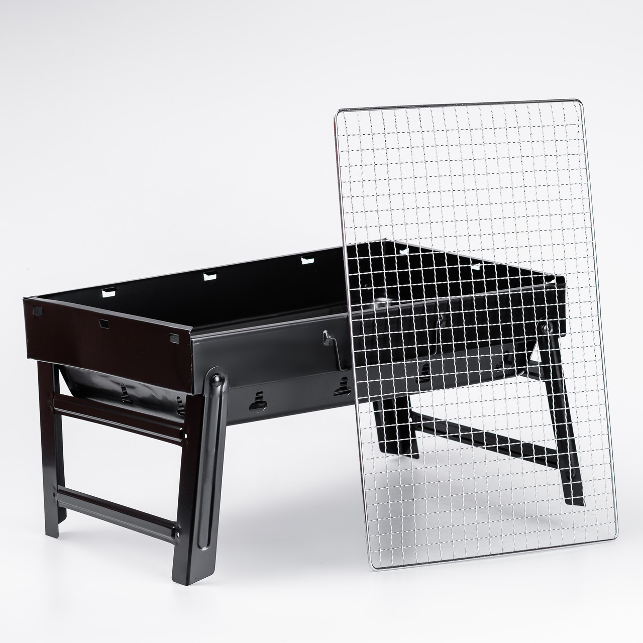 Мангал переносний складаний з решіткою 43×30×23.5 см