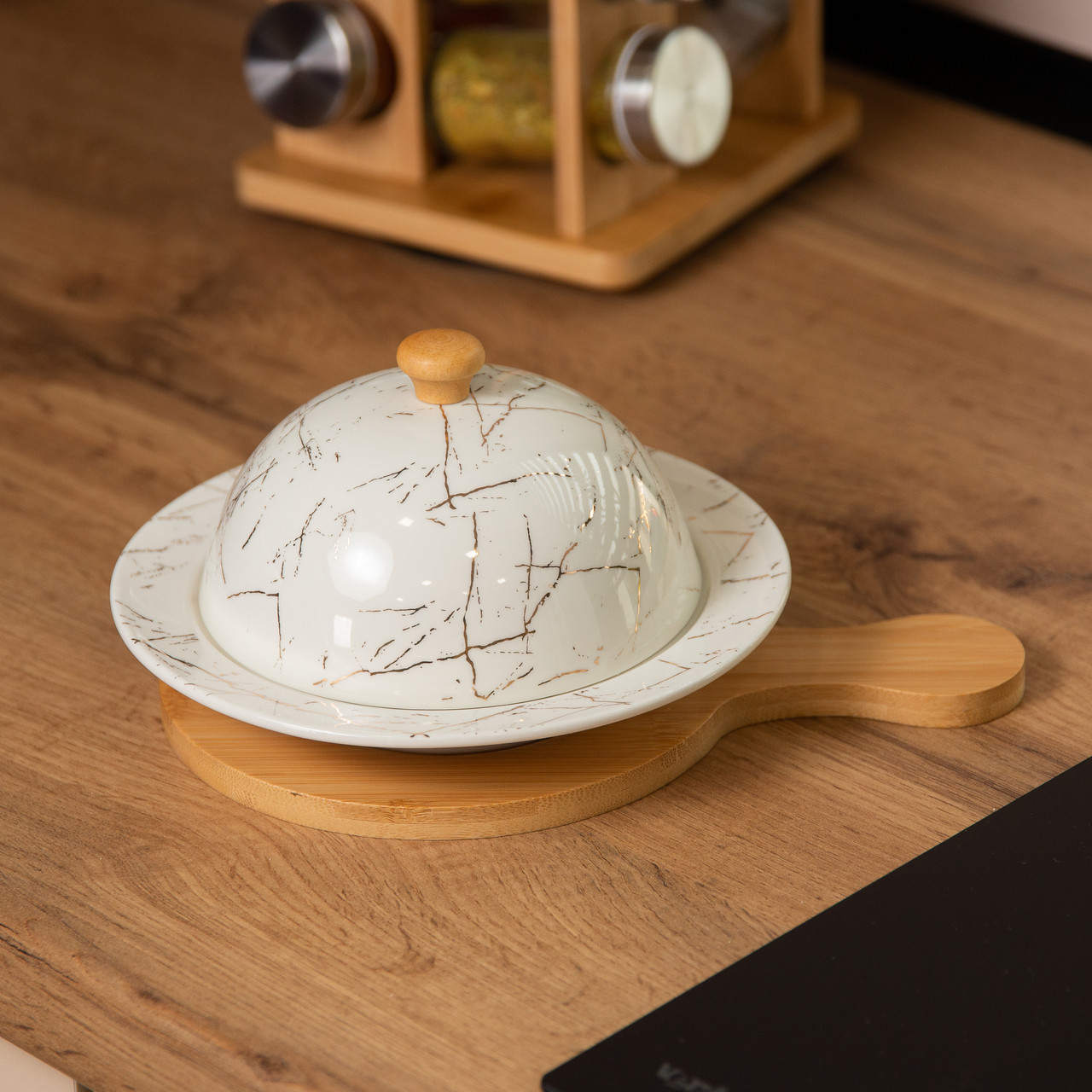 Маслянка керамічна 25*18,5*9 см на бамбуковій підставці