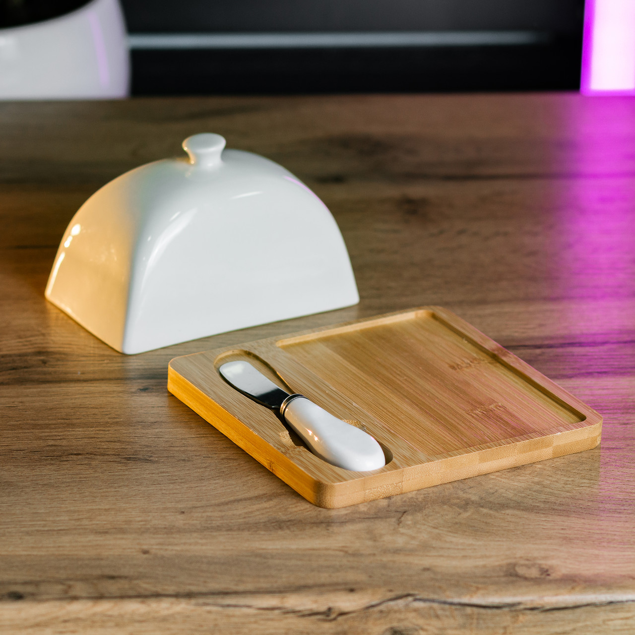 Маслянка керамічна 15×15×9 см з ножем на підставці