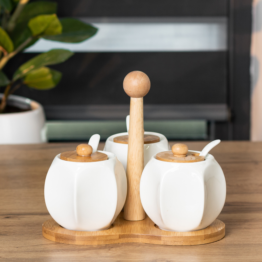 Набір банок для сипучих продуктів 3 шт по 200 мл, на бамбуковій підставці