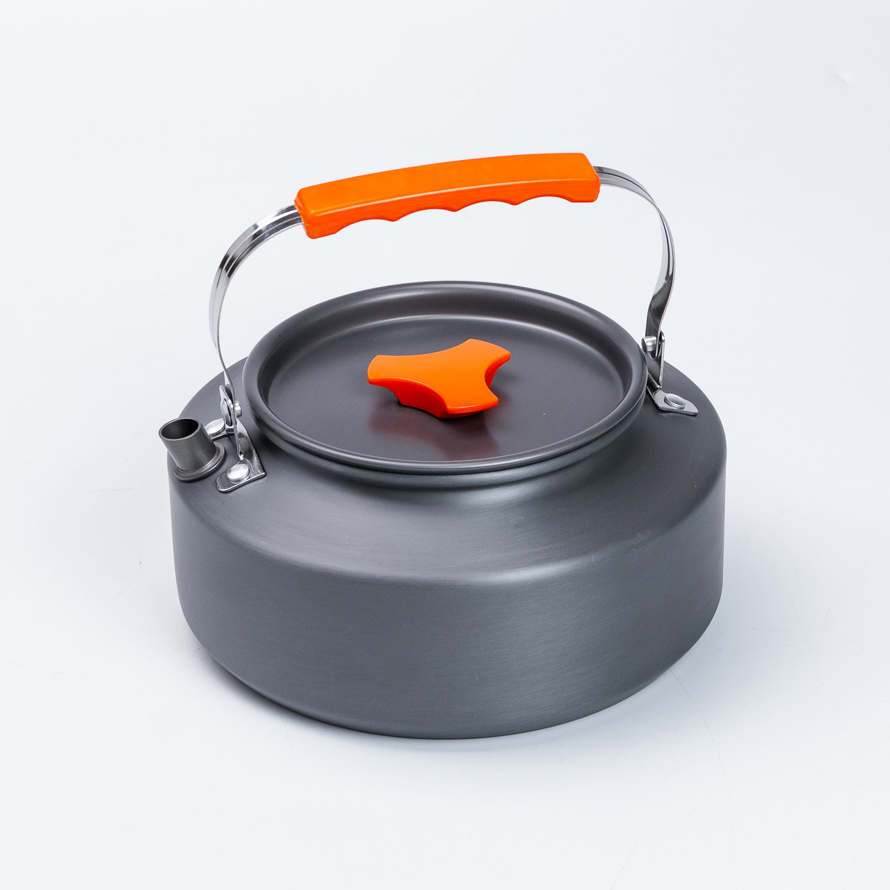 Набір туристичного посуду в сумці для походу та кемпінгу: каструля, сковорода, чайник