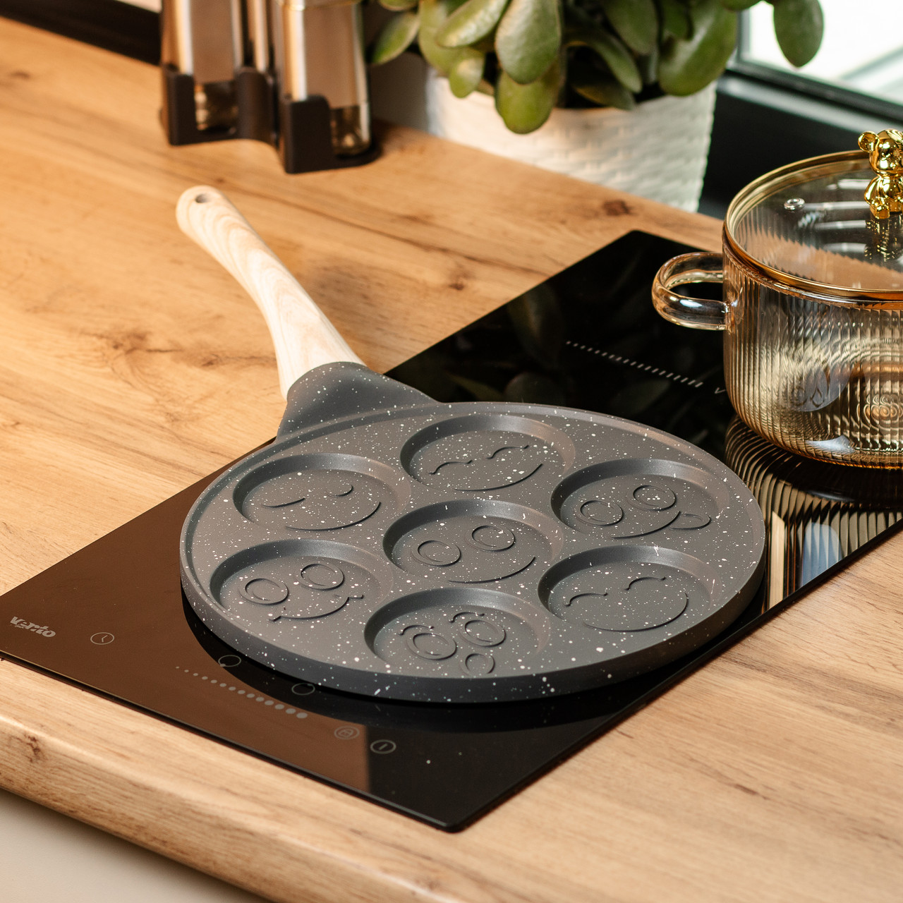 Сковорода смайл Ø 26.5 (см) на 7 секцій для панкейків сіра