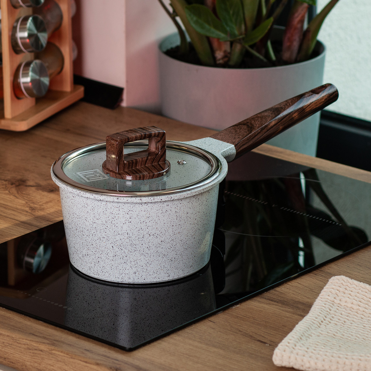 Сотейник з антипригарним покриттям 1,65 л з товстим дном Ø 16 см MGC