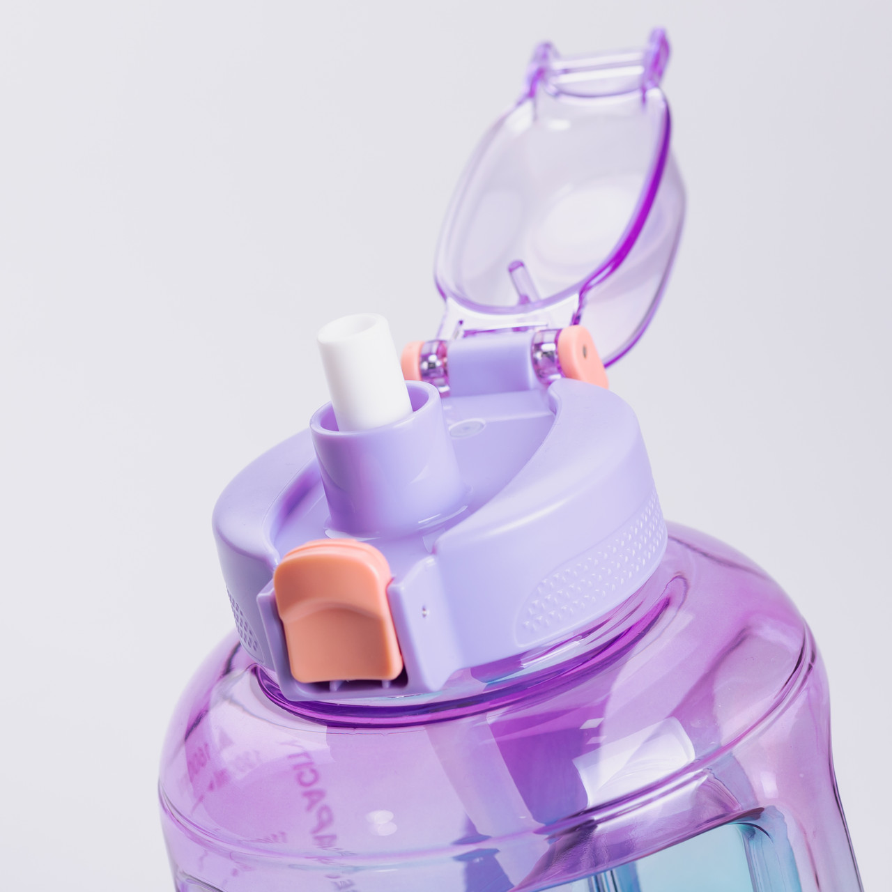 Пляшка для води 1.6 л спортивна з трубочкою з ремінцем