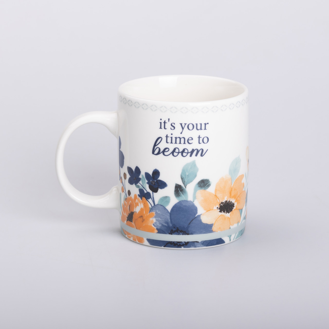 Чашка керамічна з квітковим принтом 400 (мл) для чаю та кави Біла