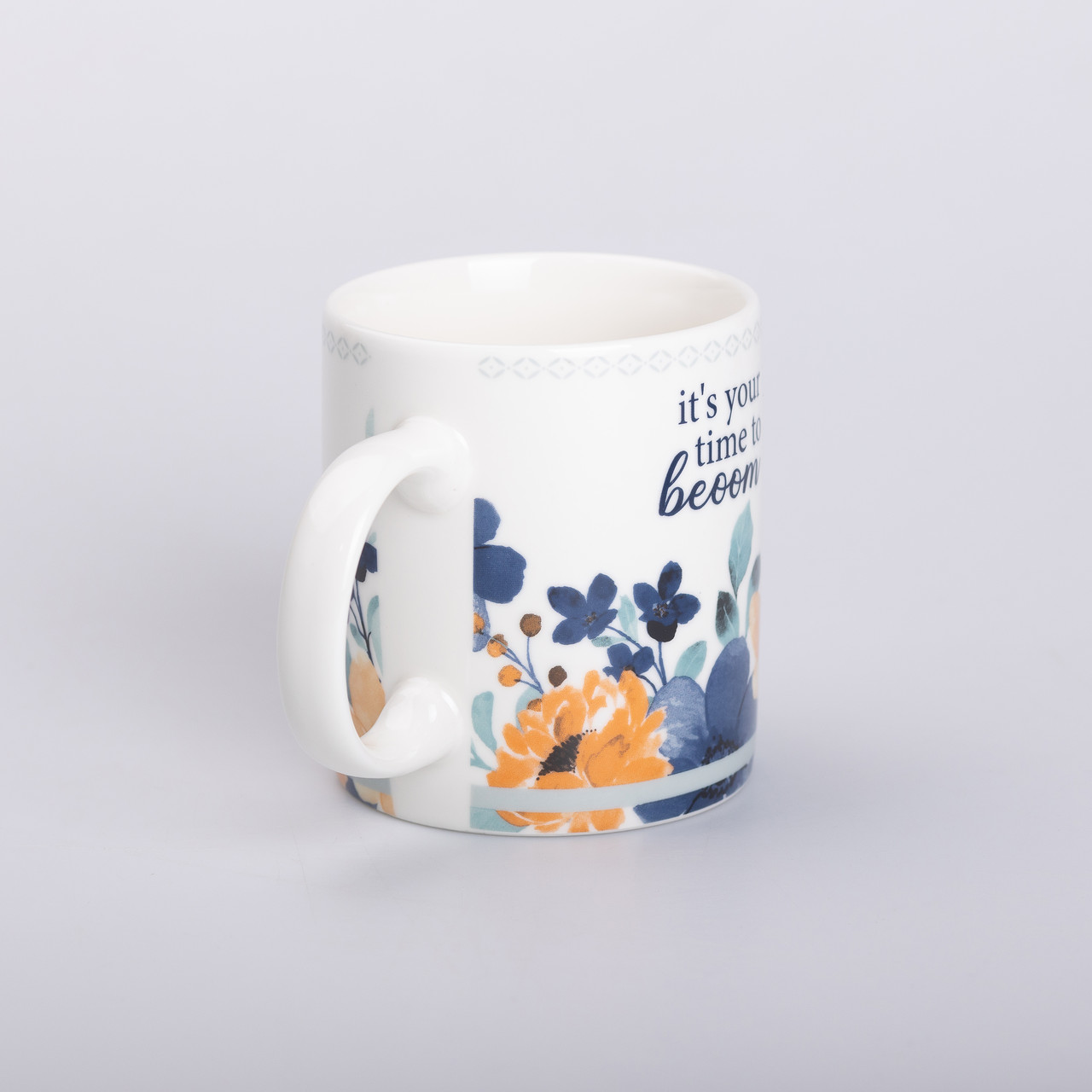 Чашка керамічна з квітковим принтом 400 (мл) для чаю та кави Біла