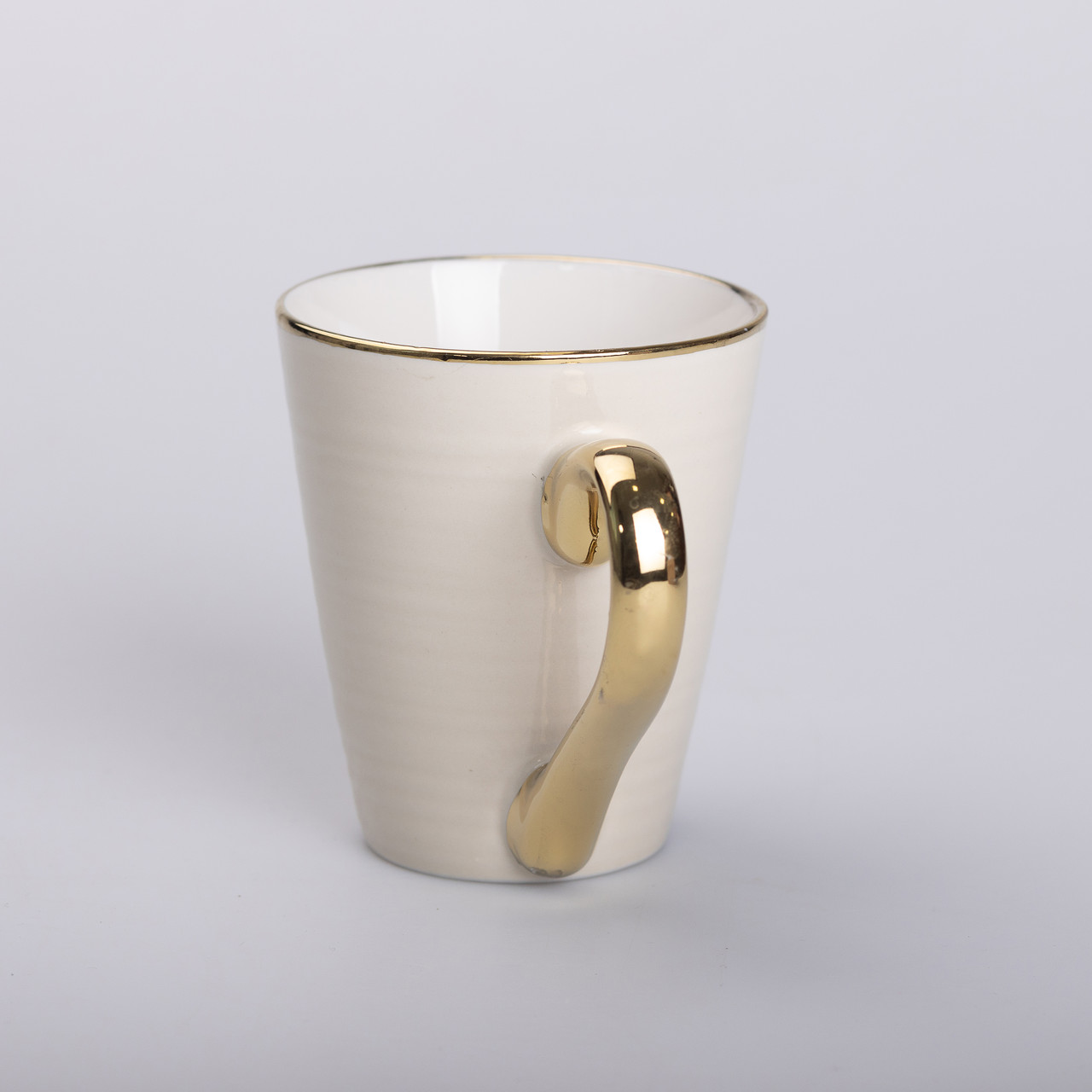 Чашка керамічна із золотим обідком та позолоченою ручкою 320 (мл) Бежева