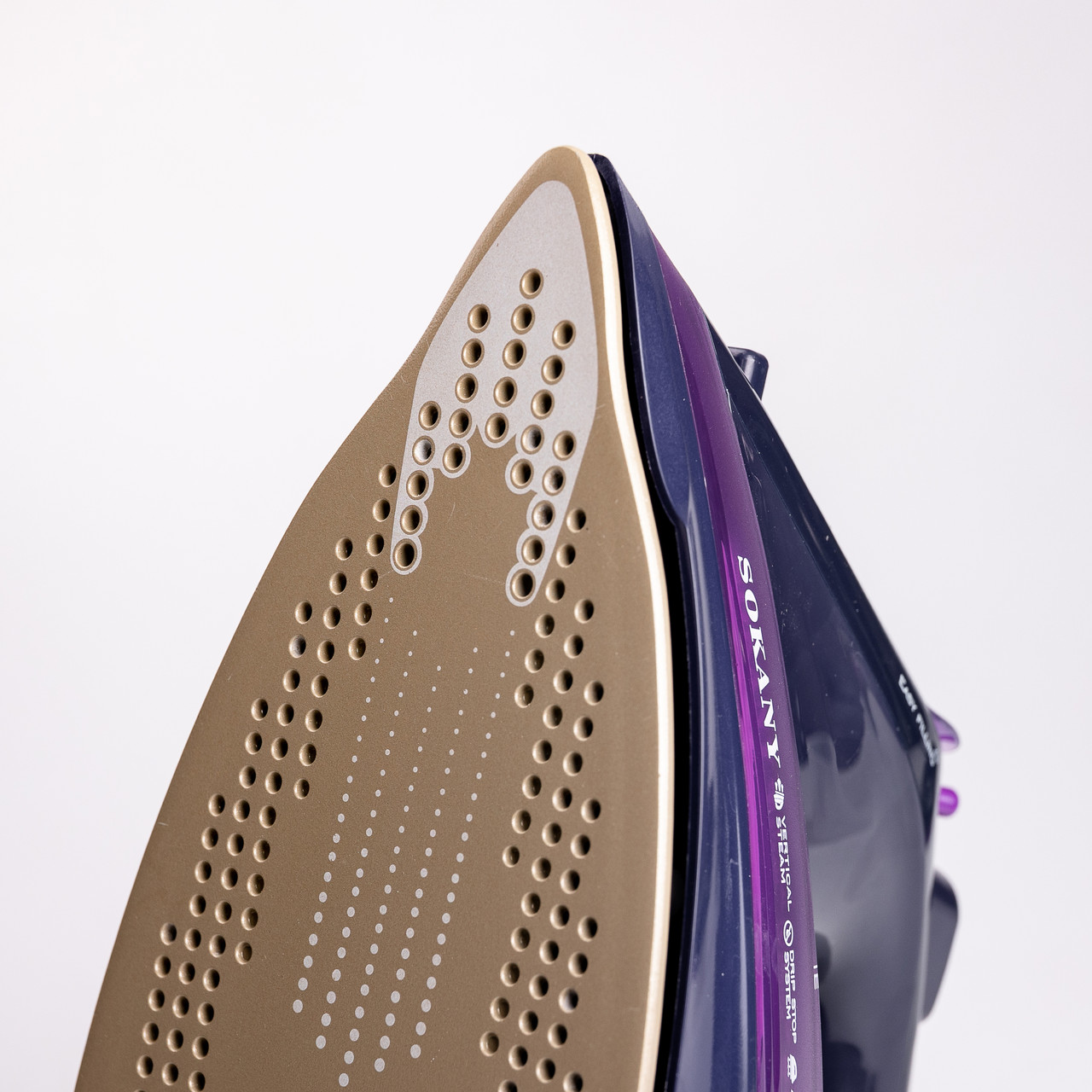 Праска бездротова для одягу SOKANY професійна парова 2400 Вт