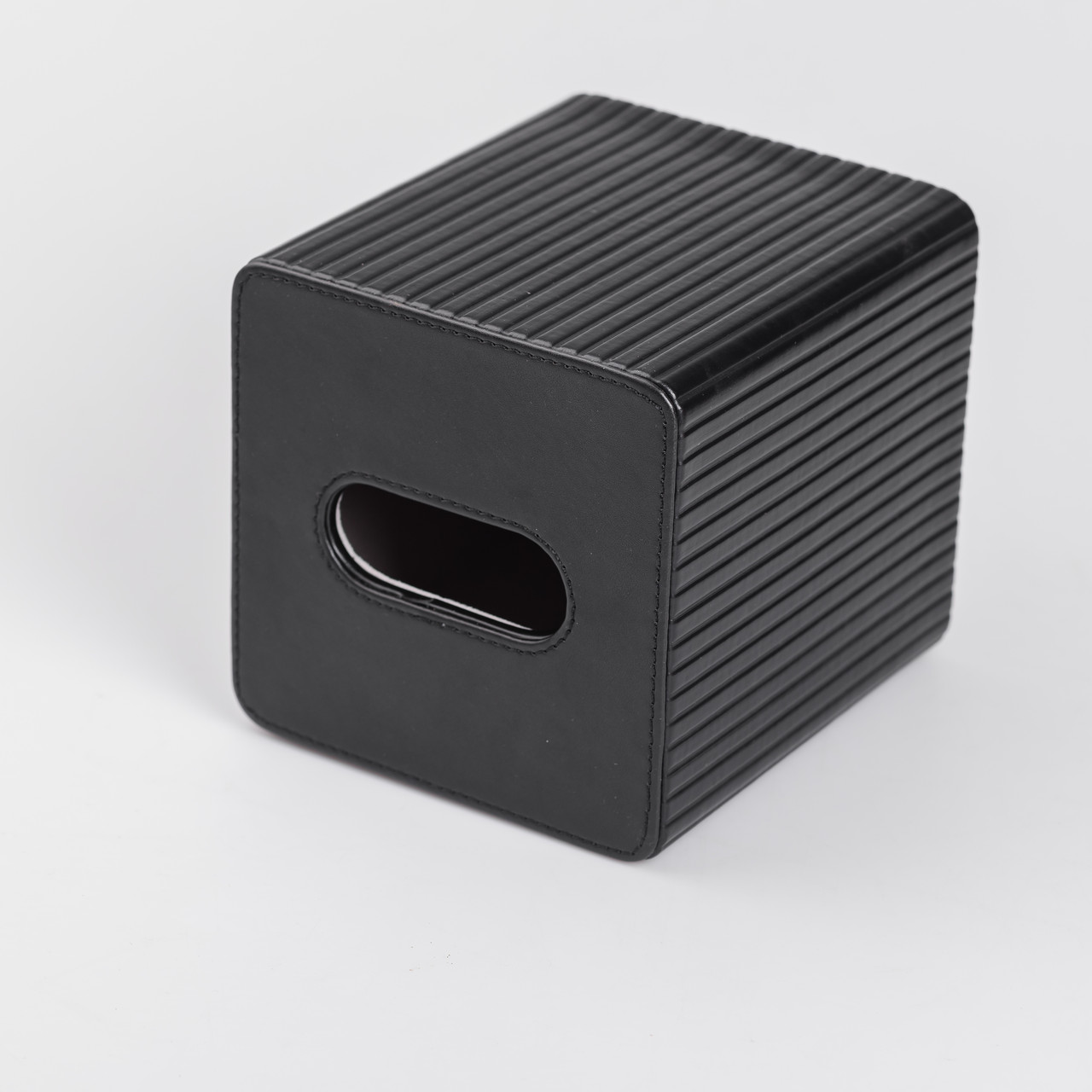 Серветниця з екошкіри квадратна 13х13х14.5 см органайзер для серветок на стіл, Чорний