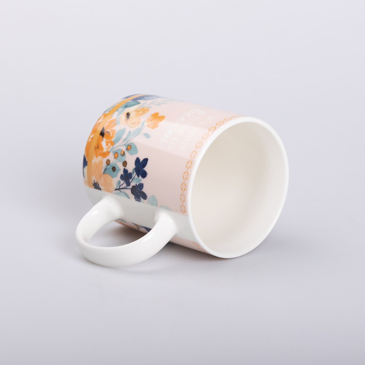 Чашка керамічна з квітковим принтом 400 (мл) для чаю та кави