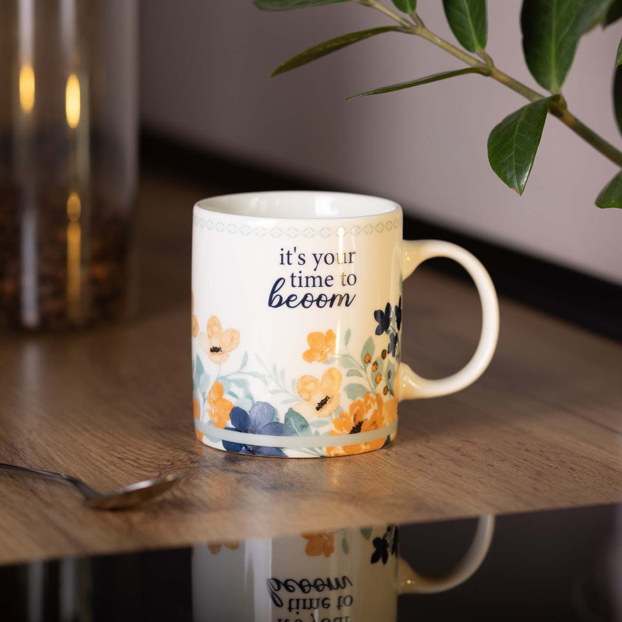 Чашка керамічна з квітковим принтом 400 (мл) для чаю та кави Біла