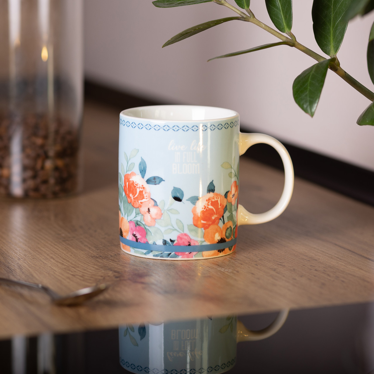 Чашка керамічна з квітковим принтом 400 (мл) для чаю та кави Блакитна