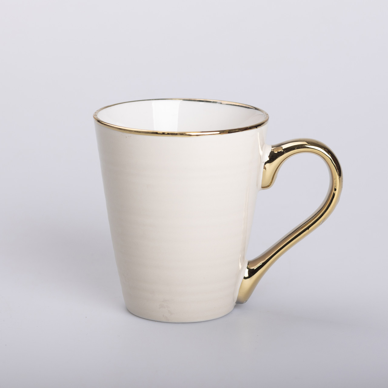 Чашка керамічна із золотим обідком та позолоченою ручкою 320 (мл) Бежева