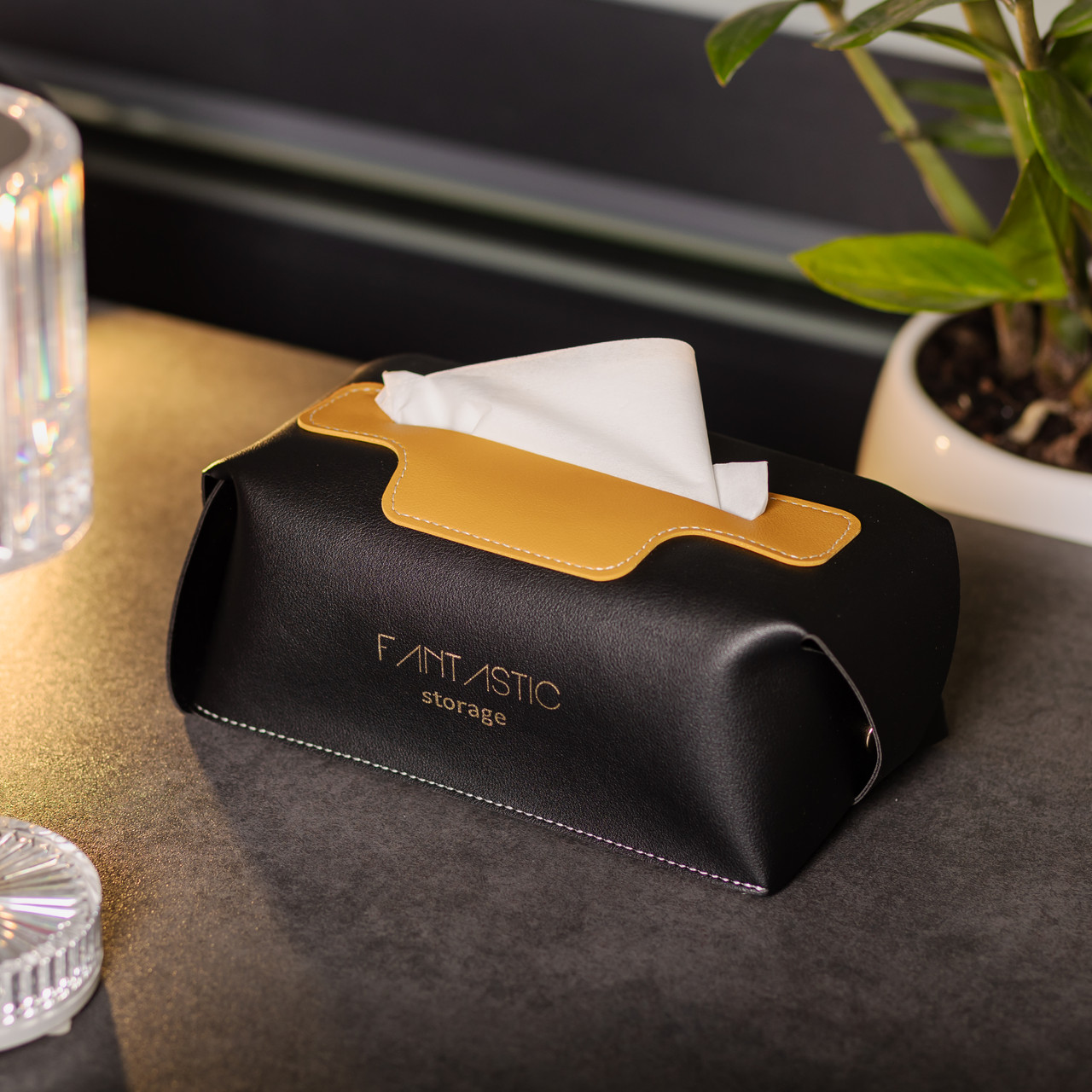 Серветниця автомобільна 21х12х8 см контейнер для серветок, Чорний