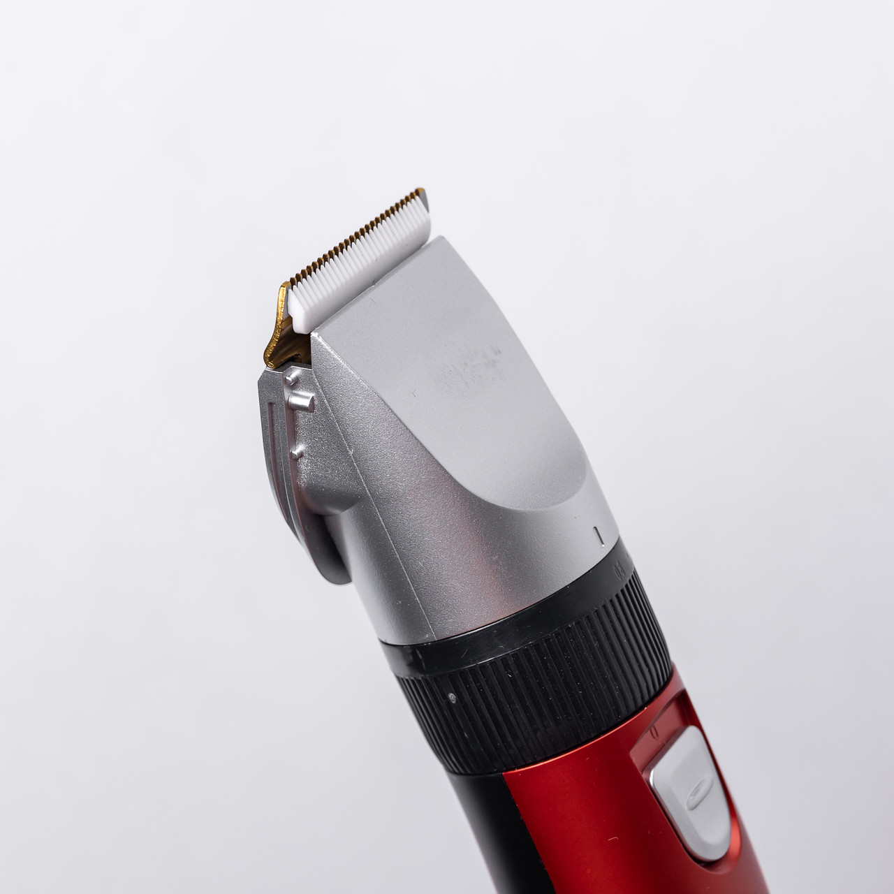 Машинка для стрижки волосся Sokany 4 насадки на акумуляторі