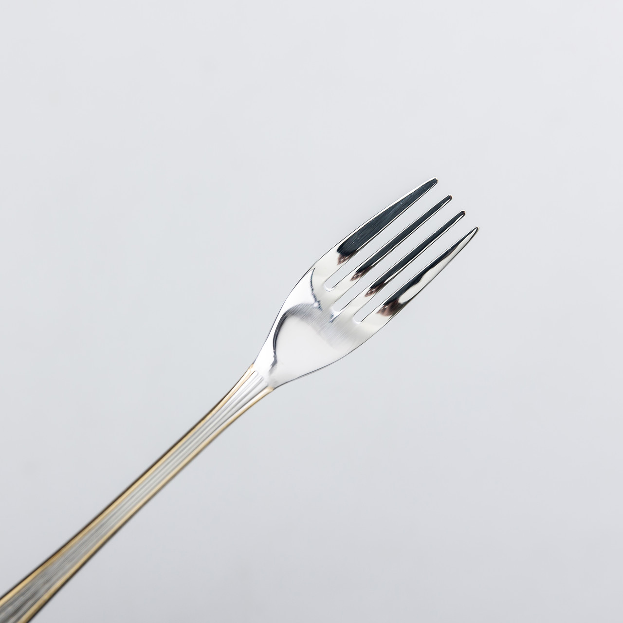 Набір десертних виделок 6 штук виделки для десерту з нержавіючої сталі 15.2 см Срібло із золотим оздобленням