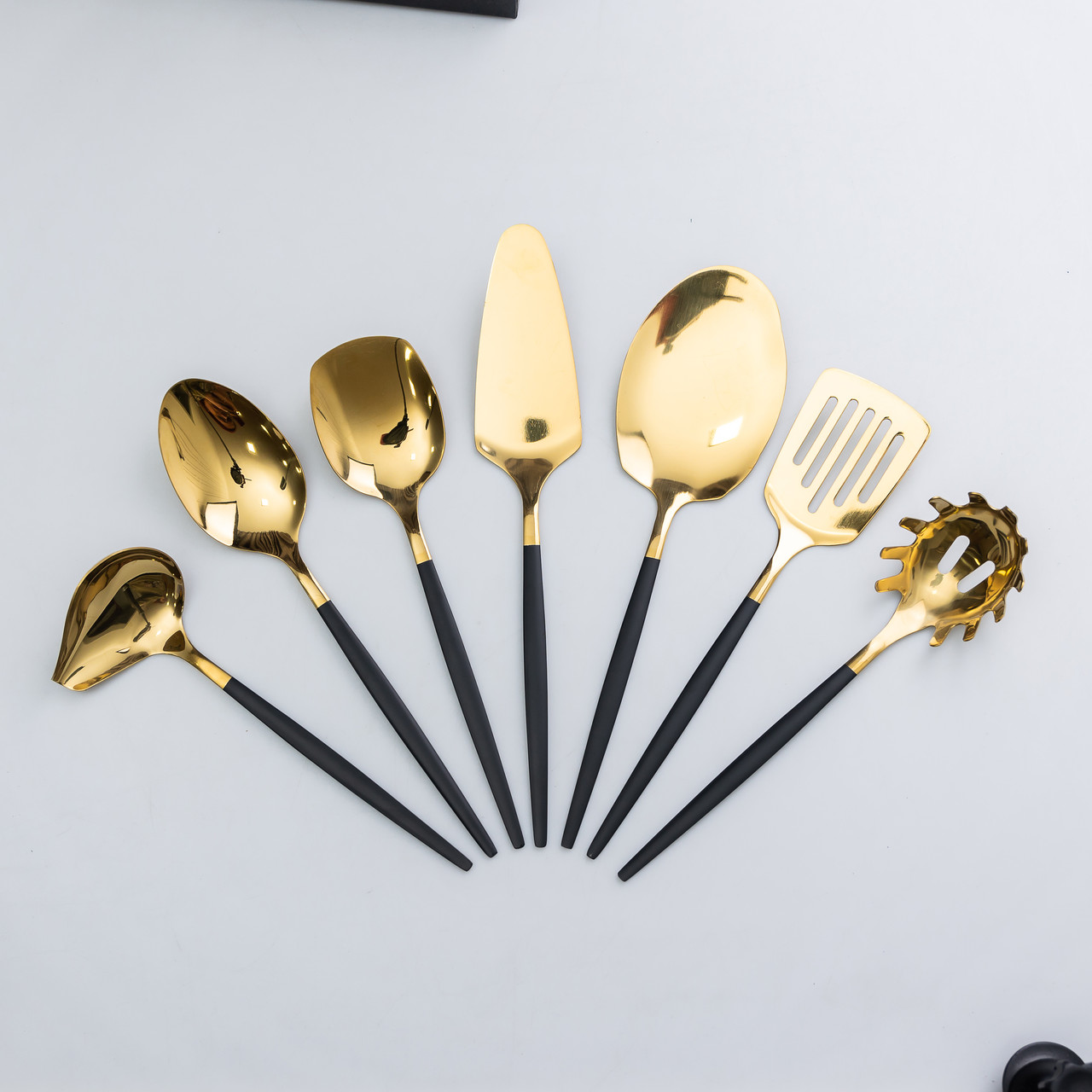 Набір кухонного приладдя 12 предметів столові прилади з нержавіючої сталі Золото з чорним
