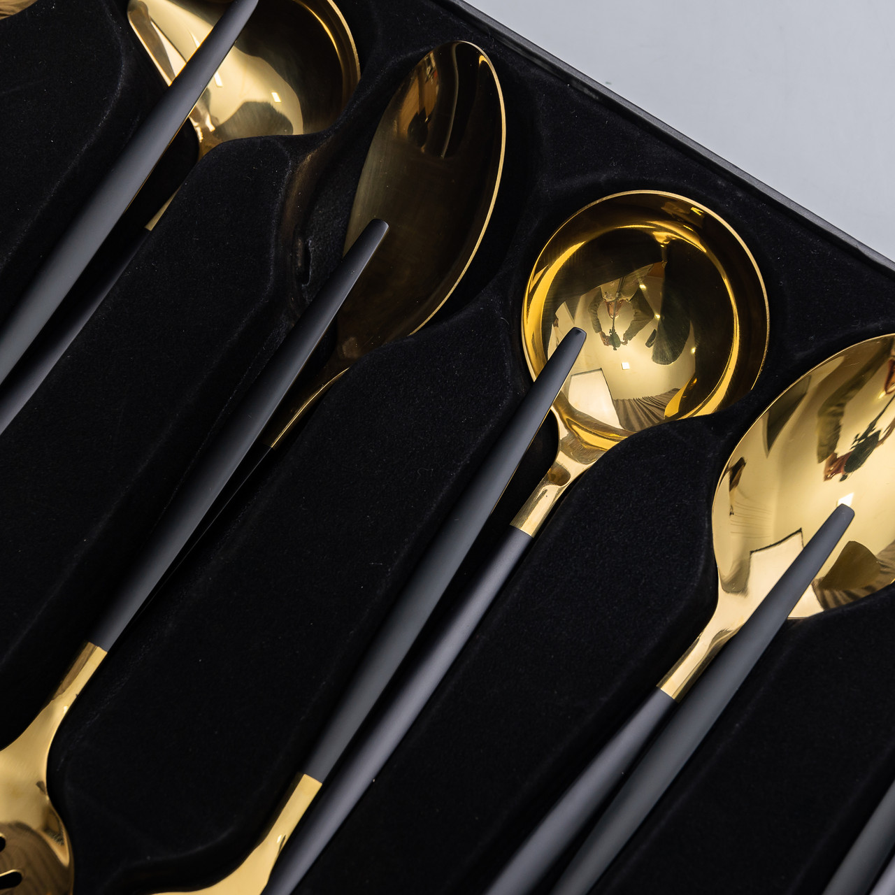 Набір кухонного приладдя 12 предметів столові прилади з нержавіючої сталі Золото з чорним