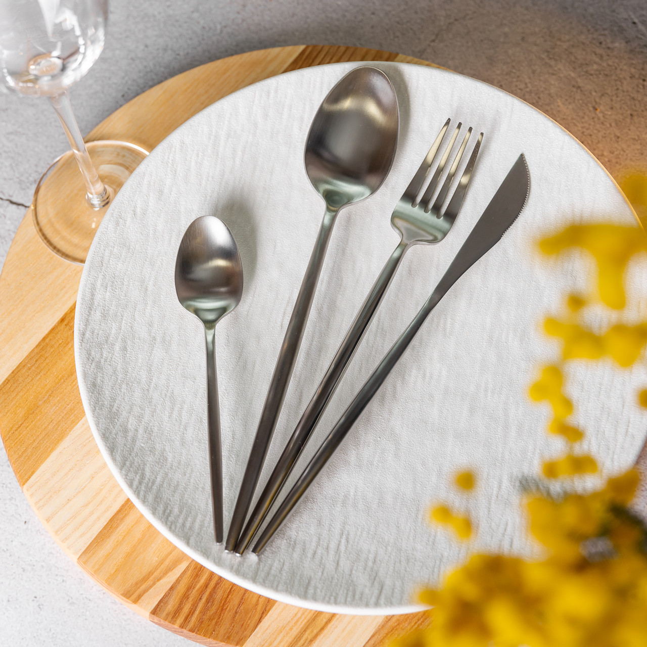 Набір столових приборів 24 предмети столовий набір на 6 персон Сріблястий