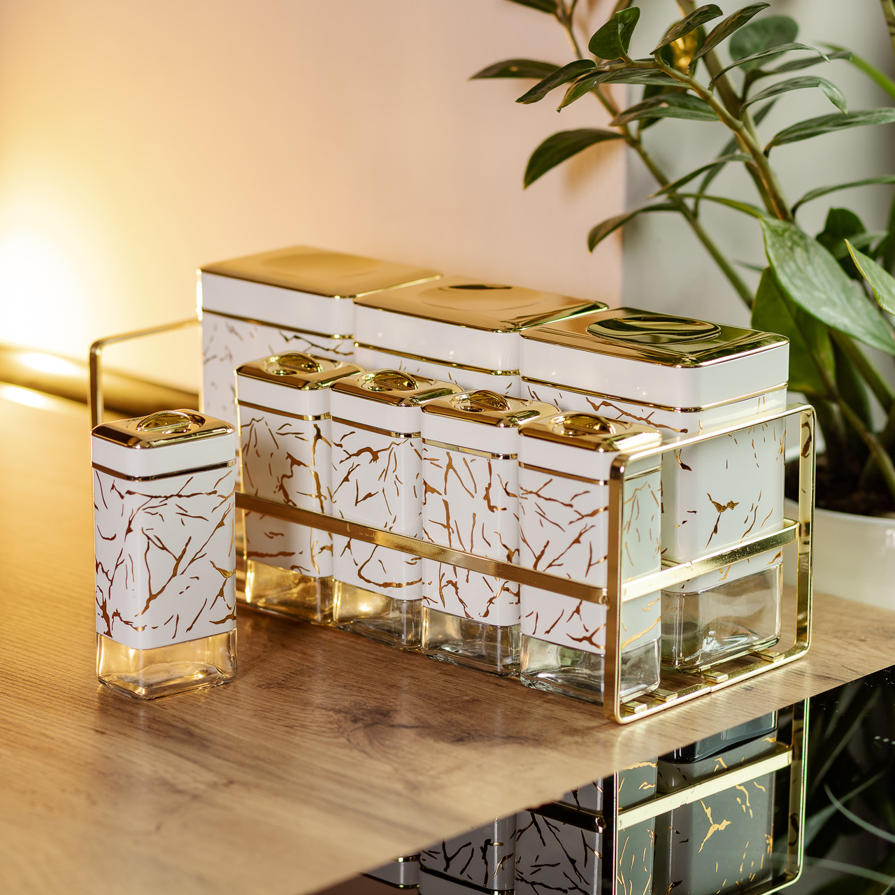 Набір для приправ та спецій на підставці 8 штук з кришками Білий