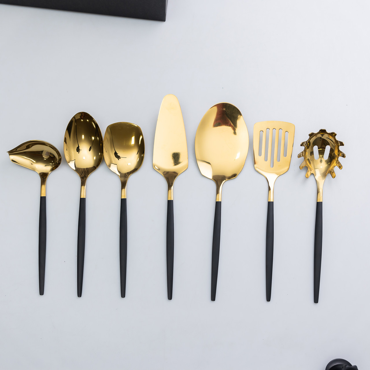 Набір кухонного приладдя 12 предметів столові прилади з нержавіючої сталі Золото з чорним