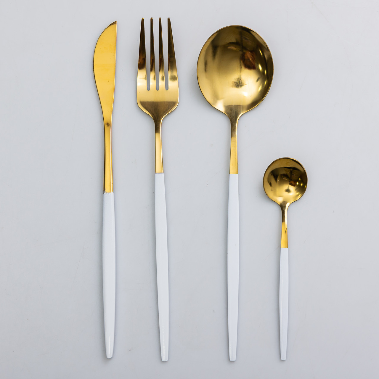 Набір столових приборів 24 предмети столовий набір на 6 персон Золотистий з білим