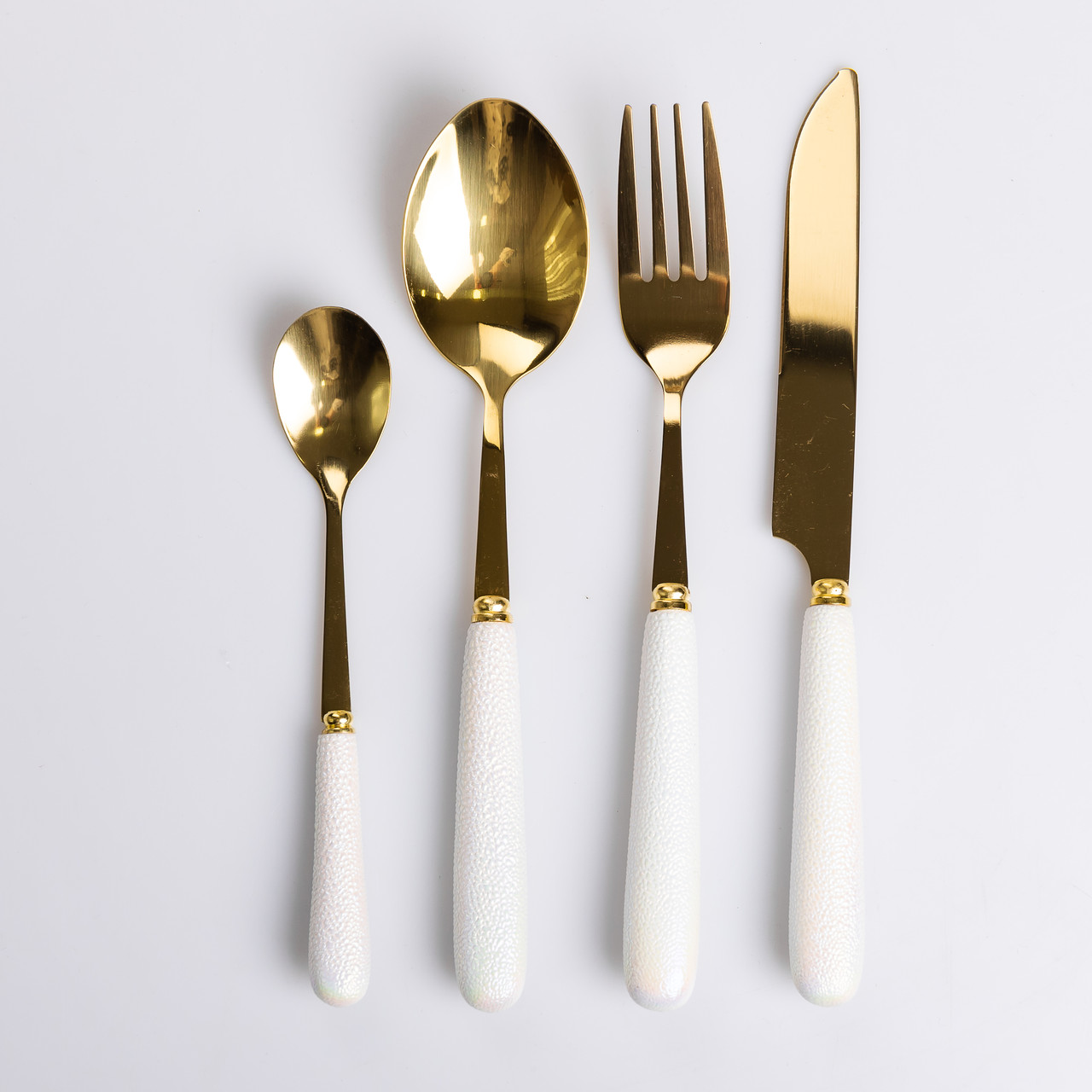 Набір столових приборів на підставці 24 предмети столовий набір на 6 персон Білий