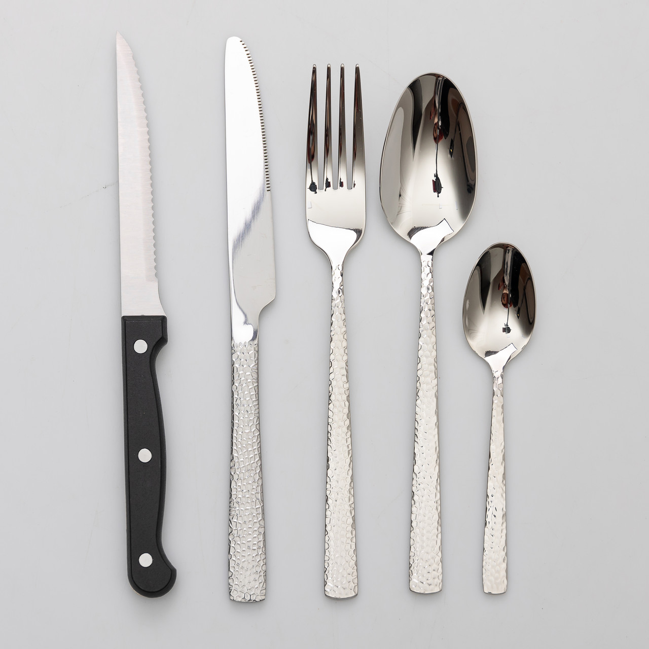 Набір столових приборів у футлярі на 6 осіб столовий набір 30 предметів у футлярі Срібло