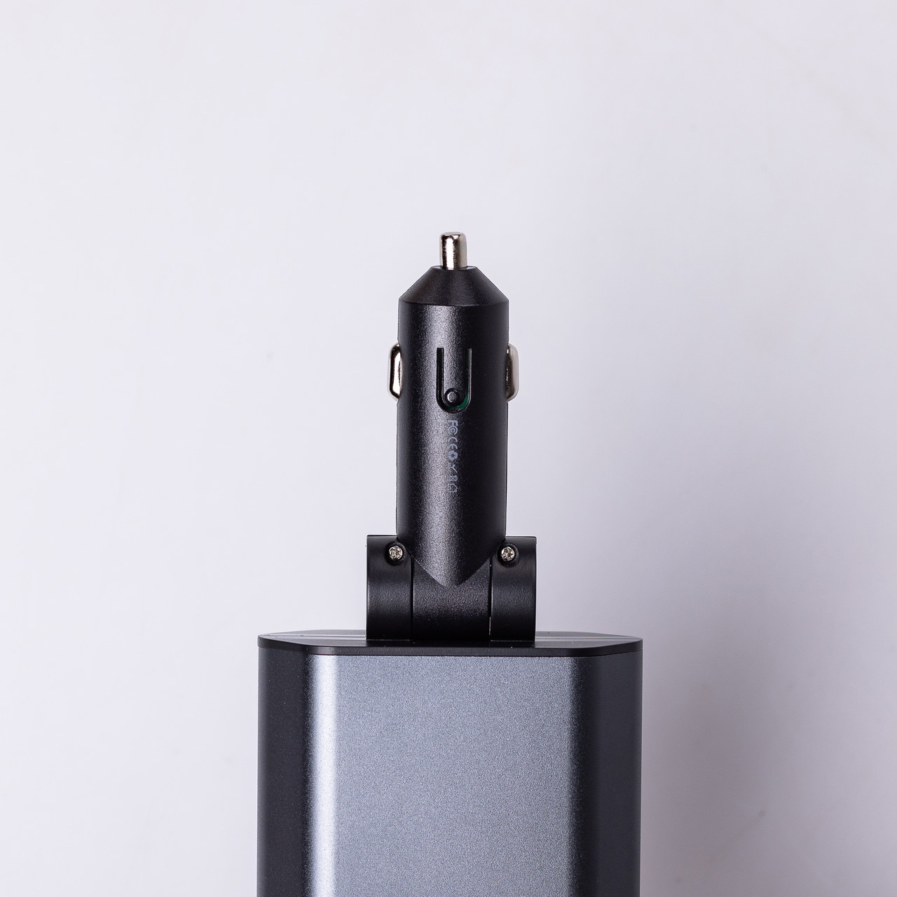 Автомобільний зарядний пристрій Starry Sky з висувними кабелями та портами USB-A/USB-C