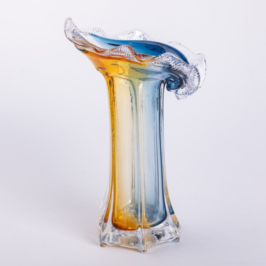Декоративна скляна оригінальна ваза для квітів 29 см стильна фігурна ваза 500 мл Жовто-синя
