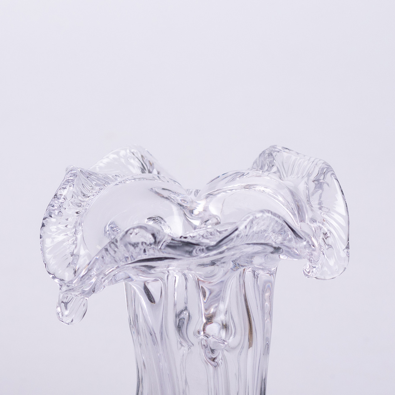 Декоративна скляна ваза для квітів 15.5 см фігурна ваза 100 мл Зелена