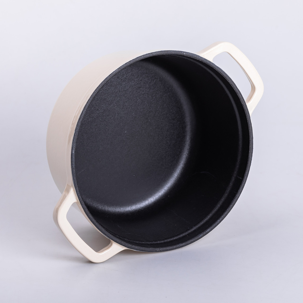 Каструля чавунна емальована 2 л з кришкою Ø20 см Бежева