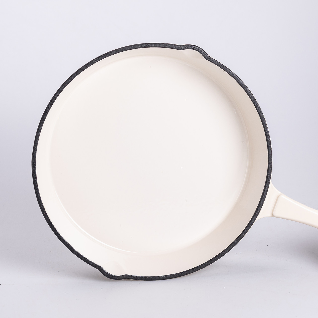 Набір чавунного посуду для приготування 3 каструлі та сковорода з емальованим покриттям Бежевий